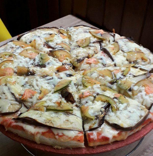 Pizza BERENJENA PARMESANA